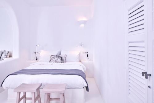 Cliff Side Suites - image 5