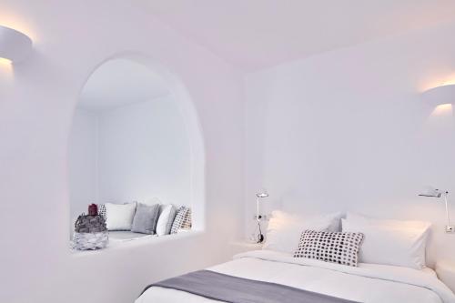 Cliff Side Suites - main image