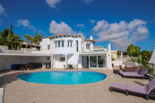 Gila - sea view villa with private pool in Benissa, Benissa (Foto 9)