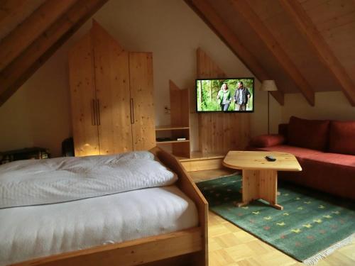 1 queen bed