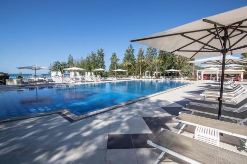  Le Dune Resort in Menfi