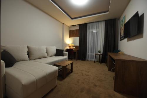 Hammeum Hotel - image 2