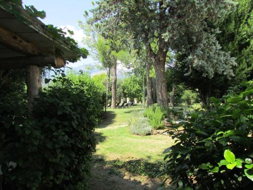 Agriturismo "Borgo Madonna degli Angeli" - charming cottages in the gardens !