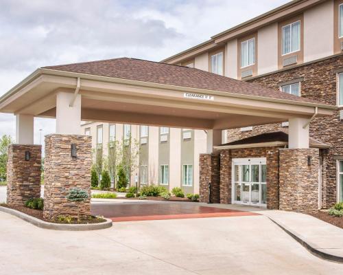 Sleep Inn & Suites Parkersburg - Mineral Wells - 숙소 외관