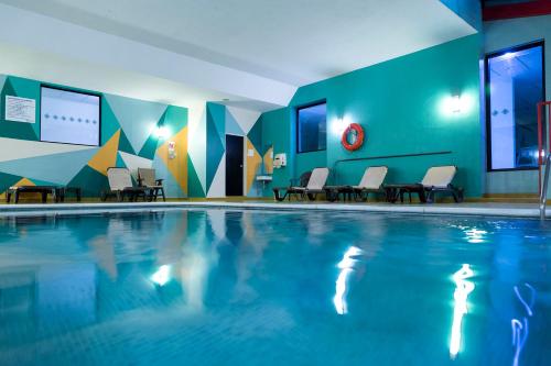 Excellence Express & Suites in San Juan del Río, Mexico