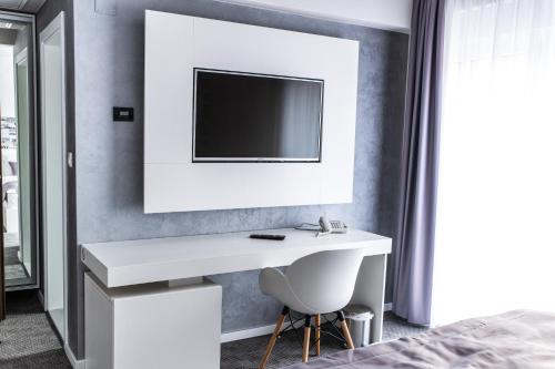Hotel Biss - image 6