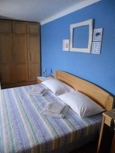 Room Dinko in Valun