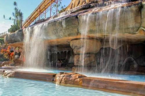 Eksterijer hotela, Piazza DiRoma Caldas Novas in Caldas Novas