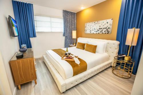 The Catalina Hotel & Beach Club