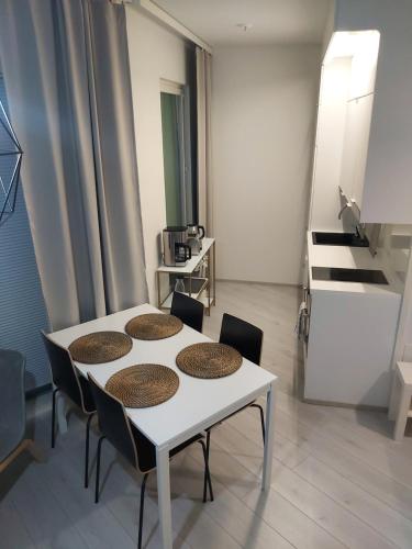 Nordic Haven Rovaniemi Modern DT 2R Apartment -Self Check-In & Free WiFi