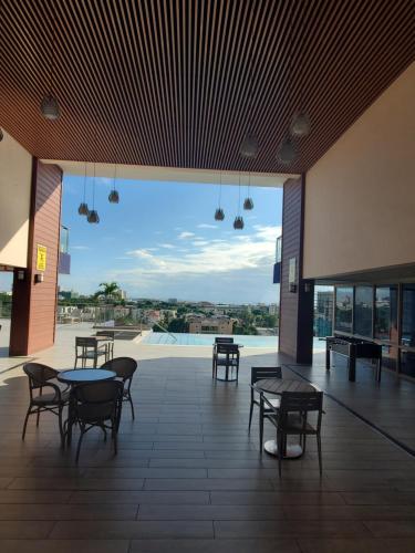 Paradise Haven at 20 South