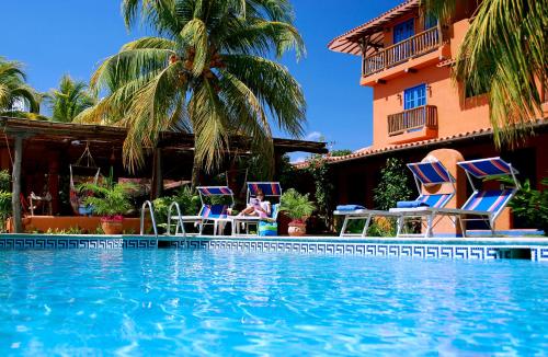 Swimming pool, Hotel Costa Linda Beach in Playa El Agua