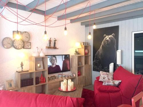 Chalet with 2 bedrooms in Laguiole with wonderful mountain view furnished garden and WiFi gîte à louer Forêt de la Roquette-Bonneval
