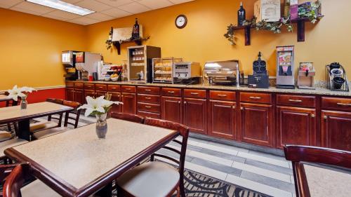 Best Western the Inn at the Fairgrounds in Syracuse, USA