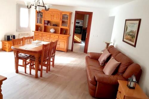  2 bedrooms appartement with enclosed garden at Maspujols in Maspujols