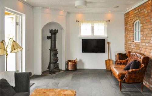 . Beautiful Home In Lysvik With Sauna