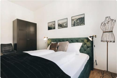 TIP! Zentraler geht's nicht! Premium Apartment in der Altstadt 118m von Dresdner Neumarkt entfernt