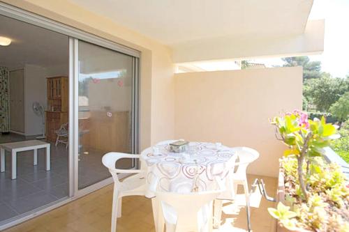 Studio a Bormes les Mimosas a 400 m de la plage avec jardin clos et wifi - Location saisonnière - Bormes-les-Mimosas