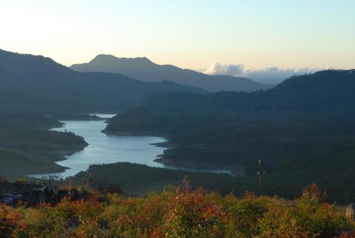 Holiday Heaven Munnar