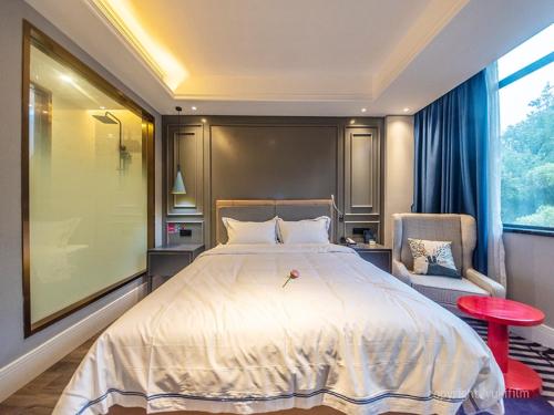 Lano Hotel Jiangxi Yingtan Yuehu District Yanjiang Road 