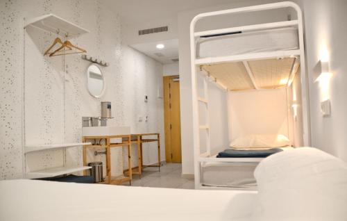 Loop Inn Hostel