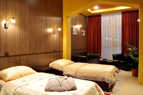 Hotel Fortuna - image 5