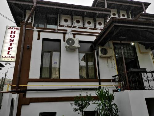 Joe Hostel - image 8