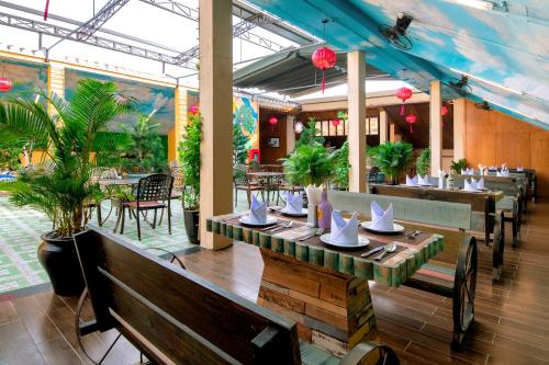 Restaurant, Fivitel Hoi An Hotel in Hoi An