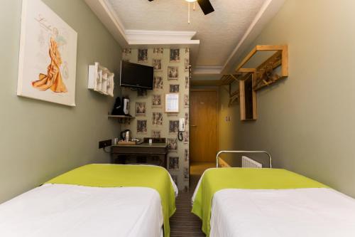 Arosfa Hotel London by Compass Hospitality - main image