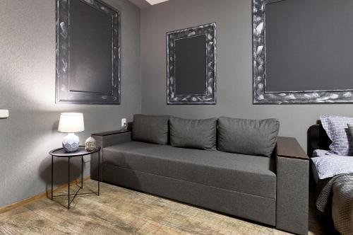 V 80-28 MODERN SUPER LOFT - THREE NEW 3BEDROOMS 100 m2 FOR BIG COMPANY GOOD VIEW ON OLYMPIC STADIUM Velyka Vasylkivska St 80 - image 2