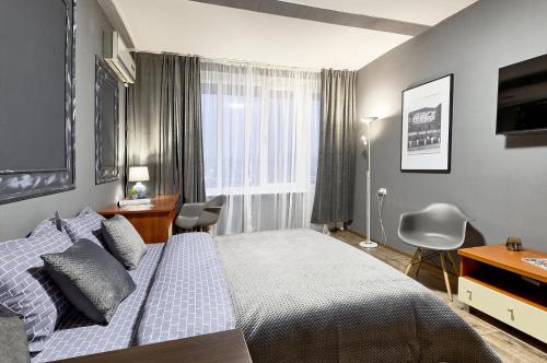 V80-28 SUPER LOFT - THREE 3 NEW BEDROOMS 100m2 MAIN STREET APART FOR BIG COMPANY, GOOD VIEW ON OLYMP