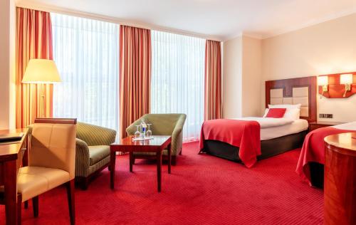 1 queen bed