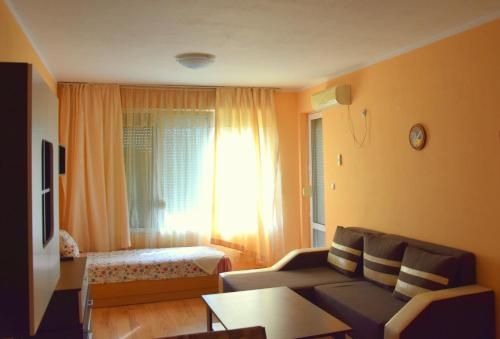 Evi Aparments 3