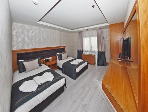 Standard Triple Room image 10