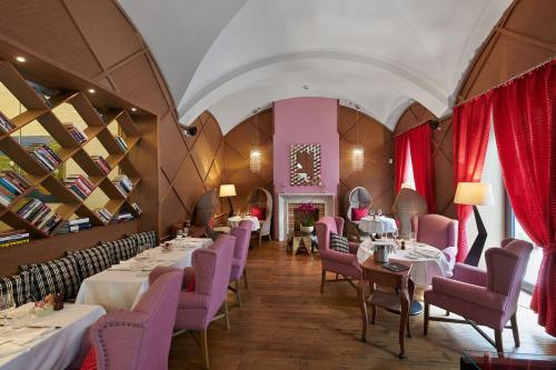 Aria Hotel Budapest by Library Hotel Collection - image 11