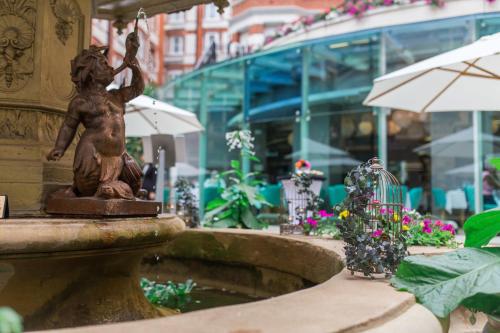 St. James' Court, A Taj Hotel, London