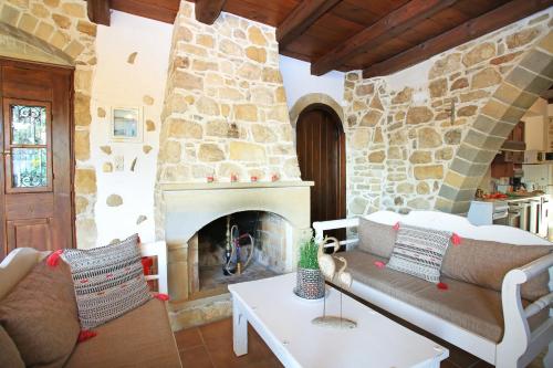 Villa Kamilari - image 9