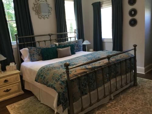The Ocean Bay House in Bay Shore, USA
