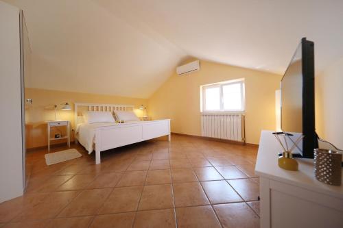 Apartments Villa Marnii 4