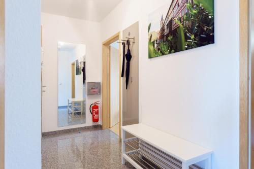 Wohnung mit Blick auf die Zitadelle Petersberg - 3 Zimmer Wohnung mit Blick auf die Zitadelle Petersberg - 3 Zimmer