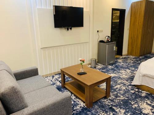 Lova Suites photo