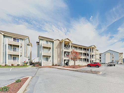 New Listing! Heron Harbor Haven with Pools & Tennis condo - image 7