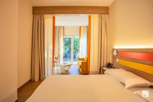 1 queen bed