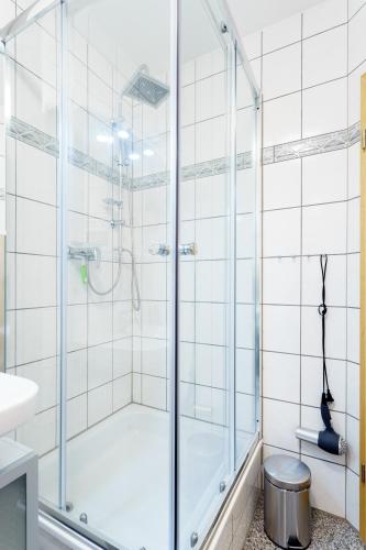 Wohnung mit Blick auf die Zitadelle Petersberg - 3 Zimmer Wohnung mit Blick auf die Zitadelle Petersberg - 3 Zimmer