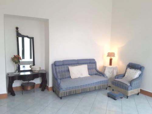 . 2 bedrooms appartement with furnished terrace at Marsico Nuovo 6 km away from the slopes