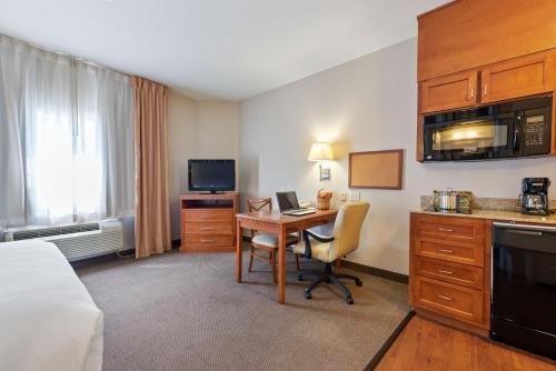 Extended Stay America Suites - Houston - Katy - I-10 - image 6