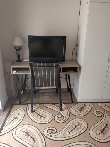  rooftop studio near port and center WiFi/crib in Patras