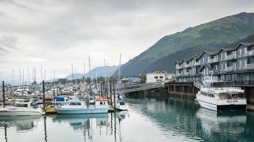 Harbor 360 Hotel Seward