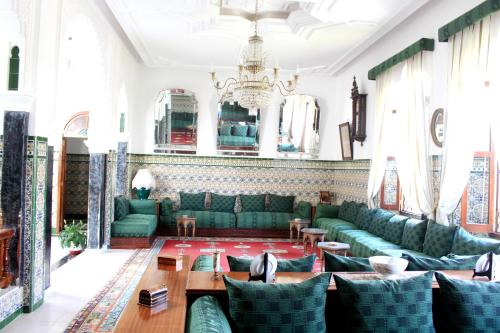 Salón de banquetes, Riad Dar Achaach in Tetouan