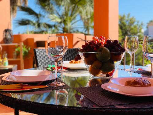 บริการและสิ่งอำนวยความสะดวก, Stuning Sea Views Sotoserena in เรซิเนรา โบลาดิยา